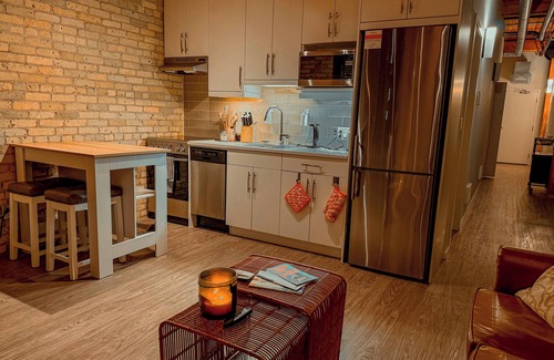 Exchange District Condo | Inviting 2-Bedroom Loft in DT, Steps from The Forks