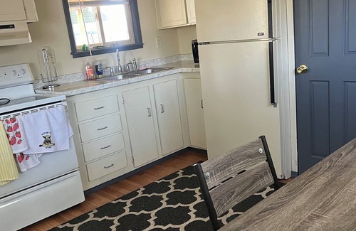 Salmon House | Cozy 2-bedroom mobile home in enchanting Salmon with WiFi, AC
