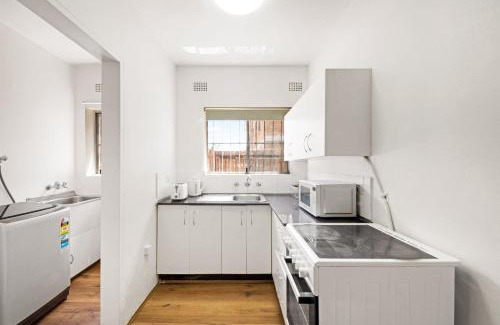Cabramatta Apartment | Cozy 2-Bedroom Retreat with Parking in Cabramatta
