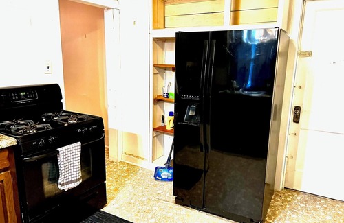 South Bend Apartment | Inviting 2 Bedroom Retreat Near South Bend Attractions