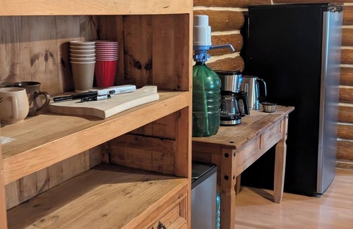 Bragg Creek Cabin | Cozy 2-bedroom suite in the forest near multiple restaurant/pubs. BraggCreek