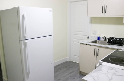 South Newton House | Cozy 2 bedroom suite