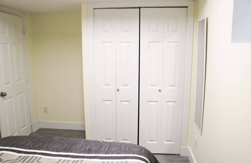 South Newton House | Cozy 2 bedroom suite