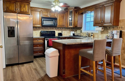 Town Center House | Inviting 2-Bedroom Townhouse with Family-Friendly Amenities