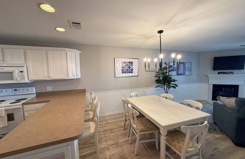 Kimberling City Condo | Cozy 2-bedroom condo with Table Rock Lake views in Kimberling City
