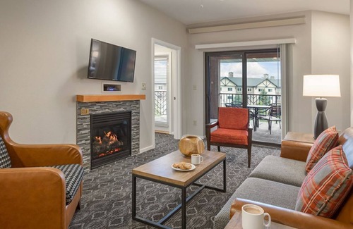 West Yellowstone Condo | Cozy 2-bedroom condo with WiFi, fitness room and pool close to the park entrance