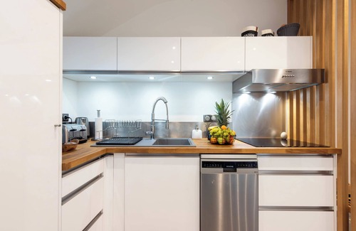 Le Suquet Apartment | Inviting 2-Bedroom Apartment, Steps from the Beach