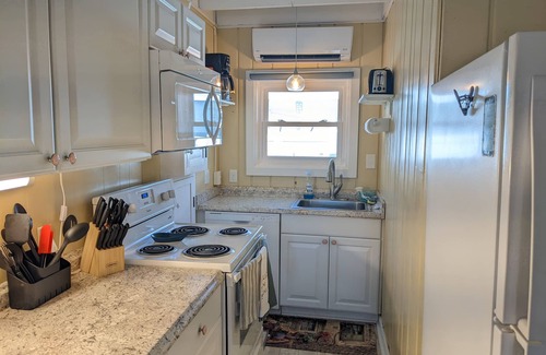 Rehoboth by the Sea Cottage | Beachside 2 BR Cottage with Ocean View & Pet Friendly