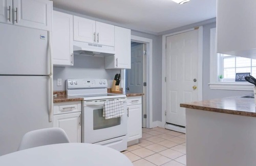 Saint John Apartment | Inviting 2-Bedroom Retreat in Uptown Saint John with Kitchen