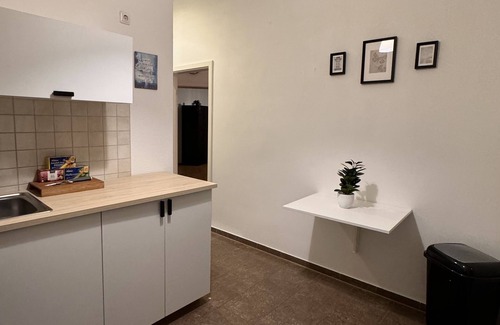 Sudenburg Apartment | Inviting 2-Room Apartment with Spa Near Südring
