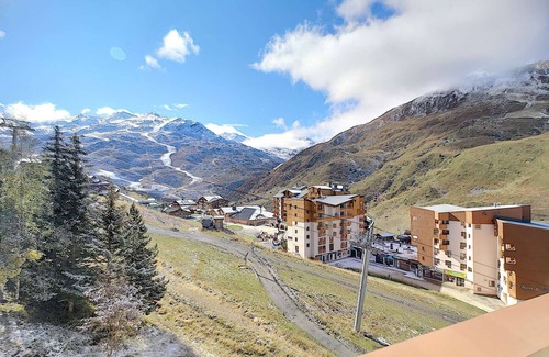 Reberty Apartment | Cozy Apartment Les Menuires for Families with Kitchen Access