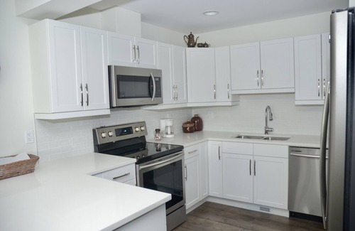 Winnipeg Condo | Charming 2-Story Condo Near Downtown & Osborne Strip