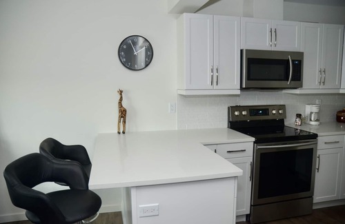 Winnipeg Condo | Charming 2-Story Condo Near Downtown & Osborne Strip