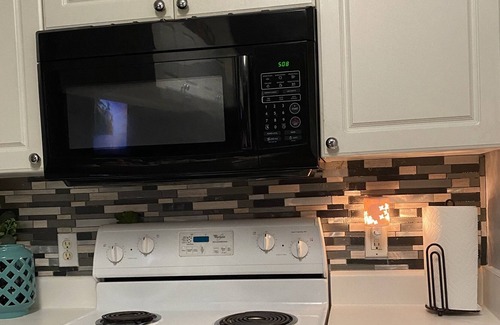 Sanford Condo | Cozy 2b/2b condo near theme parks!