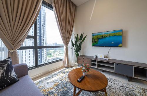 Kampung Haji Abdullah Hukum Apartment | Inviting 2B2B with Pool - Near Mid Valley Megamall