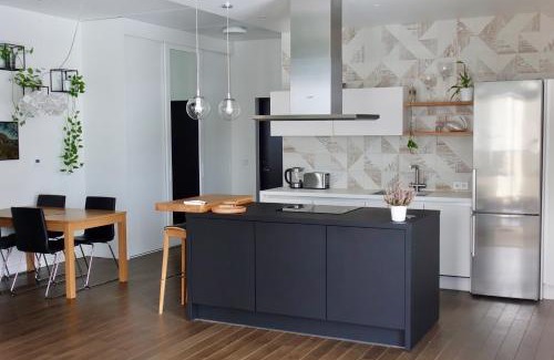 Kalamaja Apartment | Inviting 2BR Apartment in Kalamaja with Rooftop Terrace