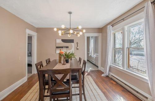 Southside Apartment | Cozy 2BR Near Destiny USA, Syracuse Uni,Zoo & Dtwn
