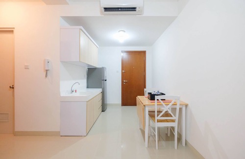 East Jakarta Apartment | Inviting 2Br Signature Park Grande Apartment with Pool