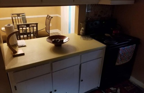 Stone Mountain House | Charming 2BR Villa Near Stone Mountain Park & Atlanta