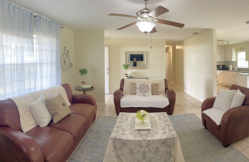 Florida Central Atlantic Coast House | Charming 3-Bedroom Retreat: Minutes to Disney & Universal