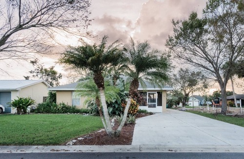 Okeechobee House | Inviting Oceanfront Retreat with Pet-Friendly Amenities