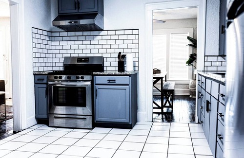 San Angelo House | Inviting 3 BD House near Downtown with Family-Friendly Perks