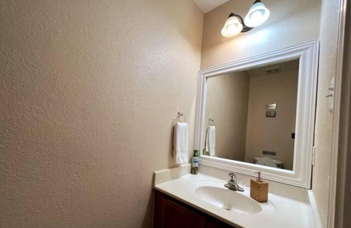 University Hills and Windsor Park Apartment | Inviting 3-Bed Garden Home Near UT Stadium & Downtown Austin