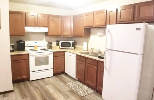 Plover Apartment | Charming 3-Bedroom Apartment with Free Parking & Pet Access