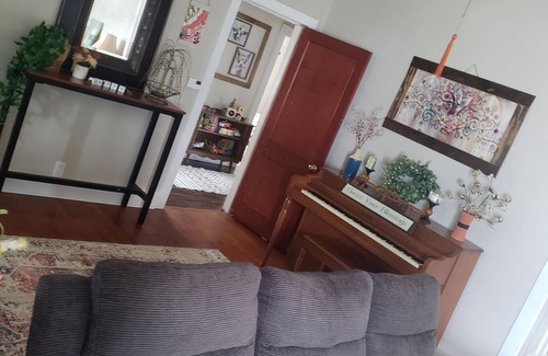 Pleasant Hill House | Family-Friendly 3 Bedroom Home with Pet Amenities in Pike County
