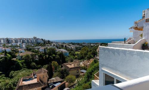 Mijas Ski Chalet | Cozy 3-bedroom townhouse in Calahonda