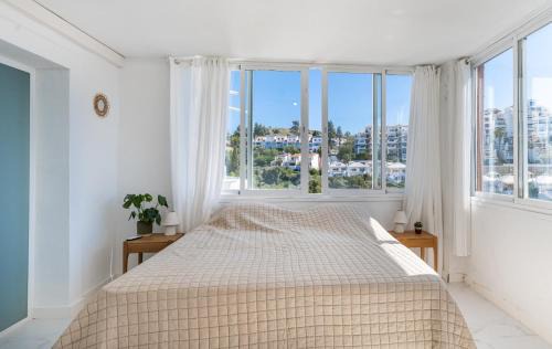 Mijas Ski Chalet | Cozy 3-bedroom townhouse in Calahonda