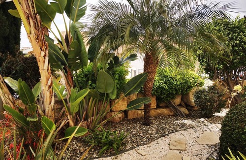 Tala House | Inviting 3-Bedroom Villa with Pool & Scenic Views