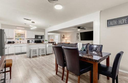 Southside House | Inviting 3-Bedroom Retreat with Hot Tub Near Lackland
