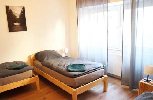 Wuppertal Apartment | Inviting 3-Room Apartment with Guest Rated 9/10