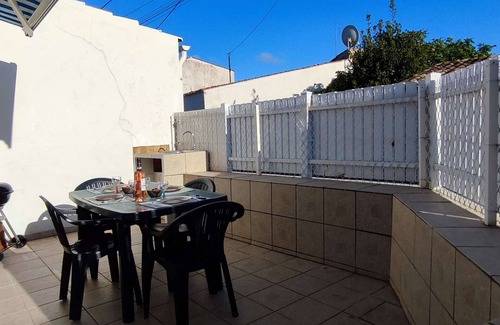 La Bree-les-Bains House | Cozy Villa La Brée-les-Bains: Oceanview Retreat for 4