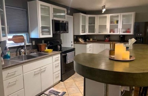 Reno House | Unforgettable Summer Nights with Panoramic Views Near UNR