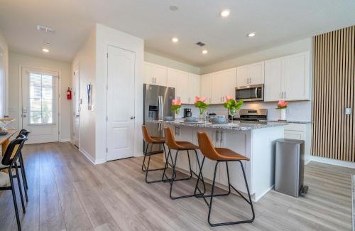 Davenport House | Cozy 3Bd with Free Waterpark at Festival Resort 733