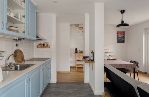Cova da Piedade Apartment | Cozy 3Bed Apartment in Almada