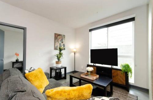 Little Tokyo Apartment | Inviting 3-Bed Condo with Balcony and Rooftop Pool Retreat