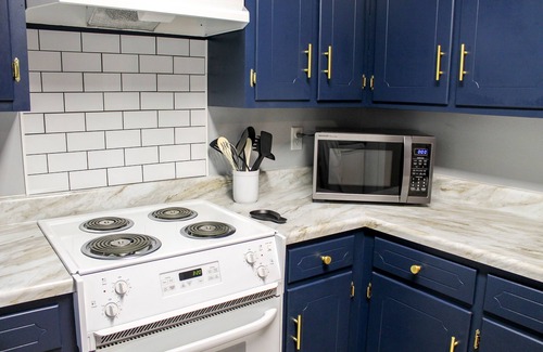 Northport House | Inviting 3BR Home with Spa Near Bryant-Denny Stadium
