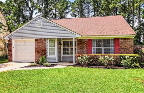 Whitemarsh Island House | Inviting 3Br Home with Private Pool Near Savannah & Tybee