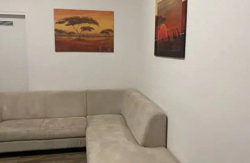 Simmering Apartment | Family-Friendly 3BR Apartment in Wien Simmering