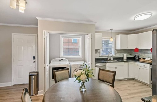 Mount Mourne House | Inviting 3BR Davidson Bungalow with Hot Tub & Spa