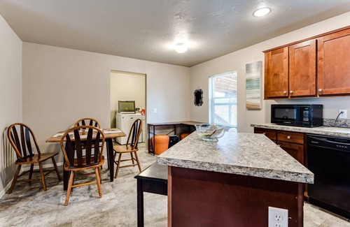 Saginaw Cottage | Inviting Farmland Home with Pet-Friendly Amenities
