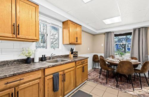 Hazel Park Apartment | Inviting 3BR Home in Family-Friendly Hazel Park