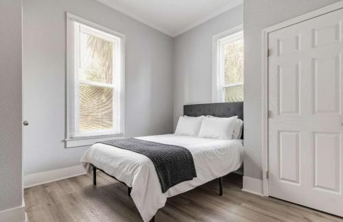 Urban Core House | Cozy 3BR Home - Jacksonville Top Attractions