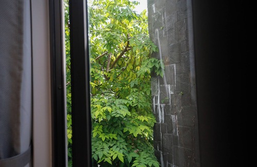 Son Tra House | Cozy 3BR Near Beach, Tranquil Fish Pond & Parking