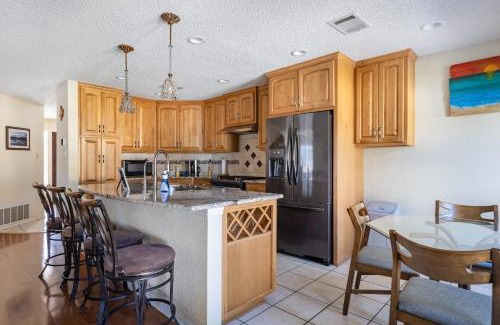 Settlers Ridge House | Cozy 3BR Retreat with Outdoor Dining & BBQ Grill