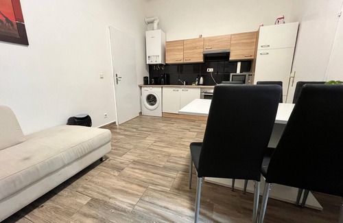 Simmering Apartment | Budget-Friendly 3BR Shared Apartment in Wien Simmering