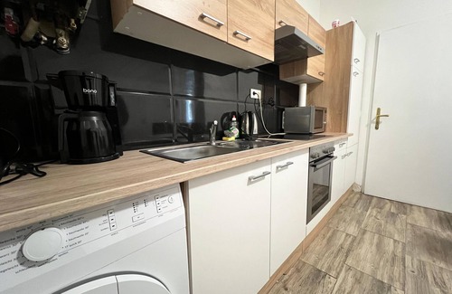 Simmering Apartment | Budget-Friendly 3BR Shared Apartment in Wien Simmering